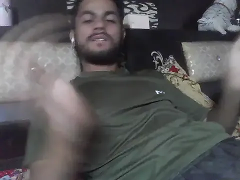 Stubborndesiboy from StripChat is Freechat