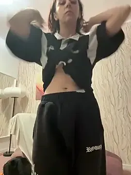 SugarBabyIvy from StripChat is Freechat