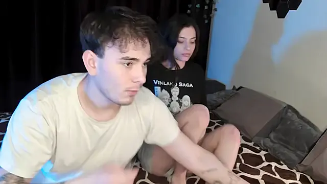 Sugarpeaach from StripChat is Freechat