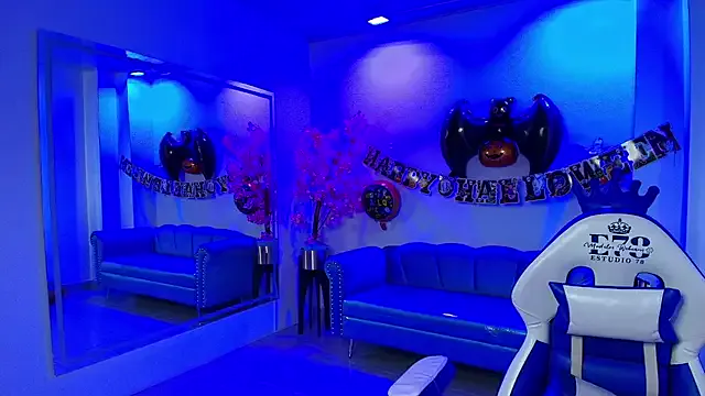 Summer_miller from StripChat is Freechat