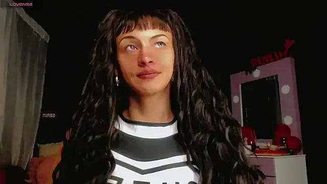Girls: try live performances with matured performers, from dancing to quirks, in a variety of beautiful sex cams.
