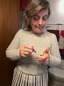 Sunbelxx from StripChat is Freechat