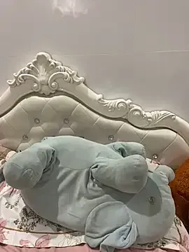 Sunny_babyy from StripChat is Freechat