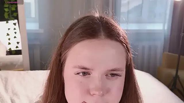 SunnyRisha from StripChat