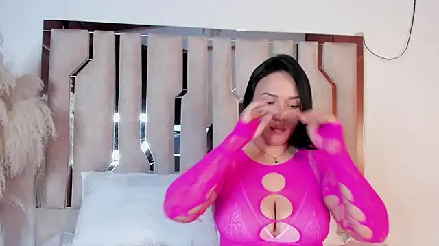 Susana_haxx from StripChat is Freechat