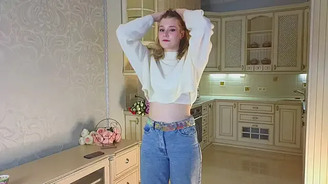 SusyGlines from StripChat is Freechat