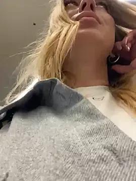 Sweet___Emily from StripChat