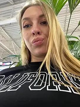 Sweet___Emily from StripChat