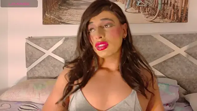 Girls: try live performances with matured performers, from dancing to quirks, in a variety of beautiful sex cams.