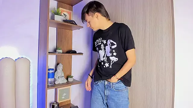 Sweet_petter from StripChat
