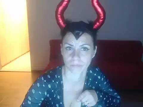 SweetAdela92 from StripChat is Freechat