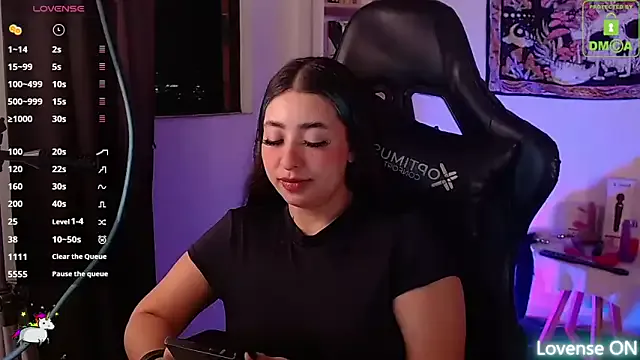 Girls: try live performances with matured performers, from dancing to quirks, in a variety of beautiful sex cams.