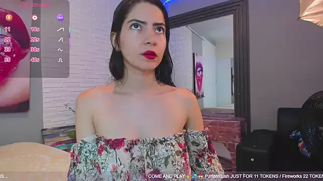 Girls: try live performances with matured performers, from dancing to quirks, in a variety of beautiful sex cams.