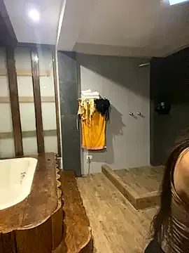 SweetieMariana from StripChat is Freechat