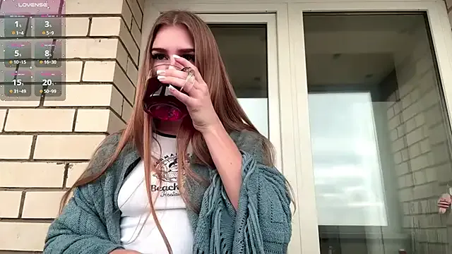 Girls: try live performances with matured performers, from dancing to quirks, in a variety of beautiful sex cams.