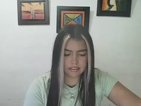 Girls: try live performances with matured performers, from dancing to quirks, in a variety of beautiful sex cams.