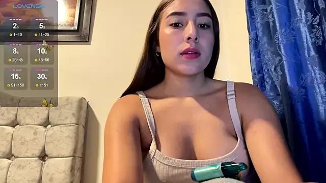 Girls: try live performances with matured performers, from dancing to quirks, in a variety of beautiful sex cams.