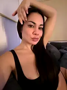 SweetMeiiii from StripChat is Freechat