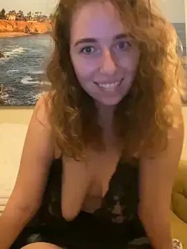 sweetsocalgirl from StripChat is Freechat