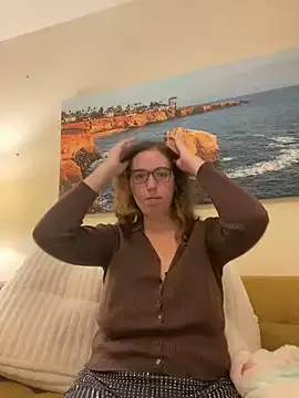 sweetsocalgirl from StripChat is Freechat