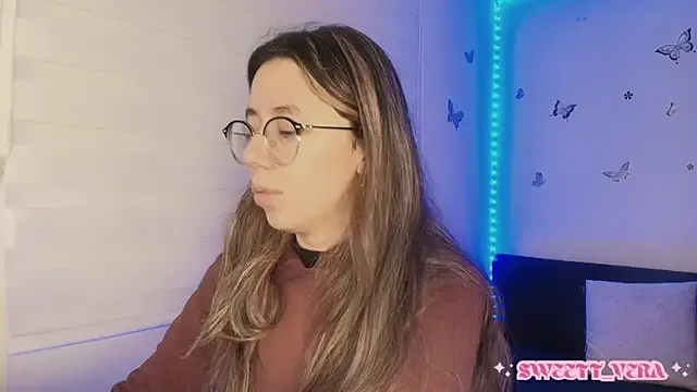 sweettvera from StripChat is Freechat