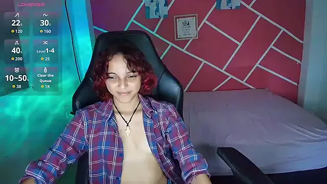 sweety_dreambaby from StripChat is Freechat