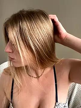 Sweety_Foxy69 from StripChat is Freechat