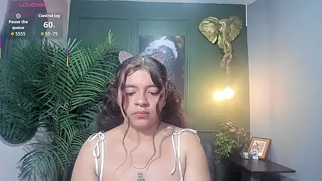 Girls: try live performances with matured performers, from dancing to quirks, in a variety of beautiful sex cams.