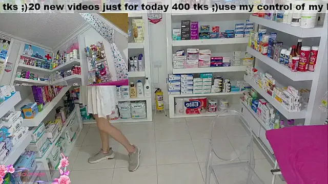 Girls: try live performances with matured performers, from dancing to quirks, in a variety of beautiful sex cams.