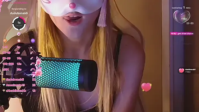 Sydney_Swan from StripChat is Freechat