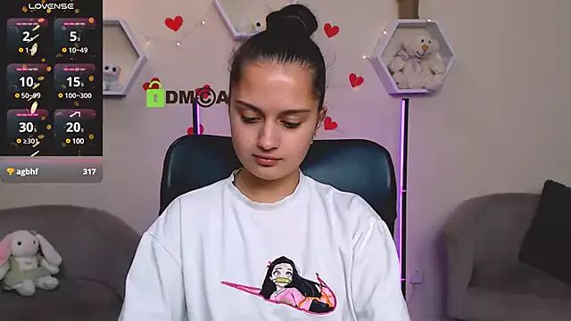 Girls: try live performances with matured performers, from dancing to quirks, in a variety of beautiful sex cams.