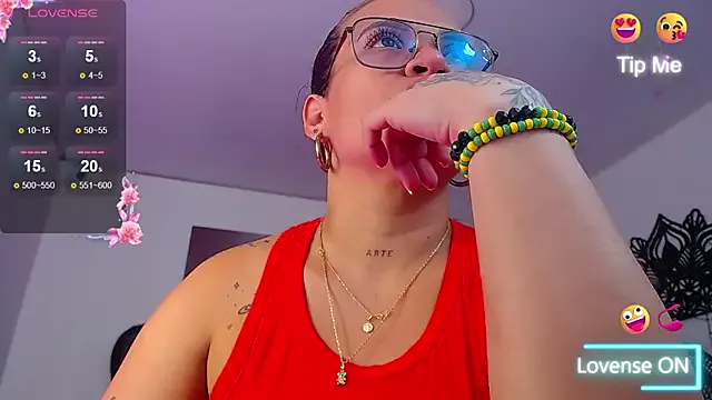 Girls: try live performances with matured performers, from dancing to quirks, in a variety of beautiful sex cams.