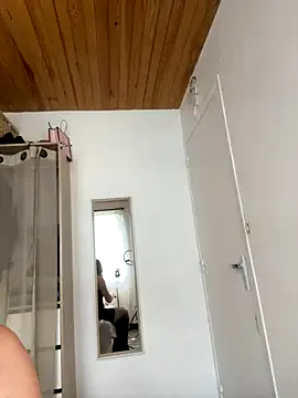 TalullaX from StripChat is Freechat