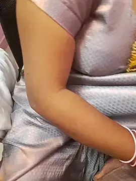 Tamil_Ammani from StripChat is Freechat