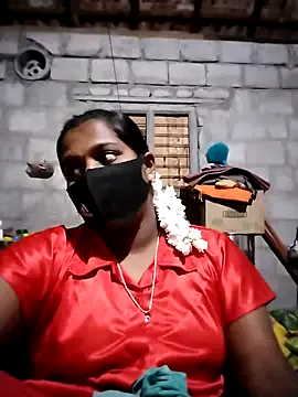 Tamil_Hot_Sandy from StripChat is Freechat