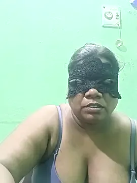 tamil_Nithya_J from StripChat is Freechat