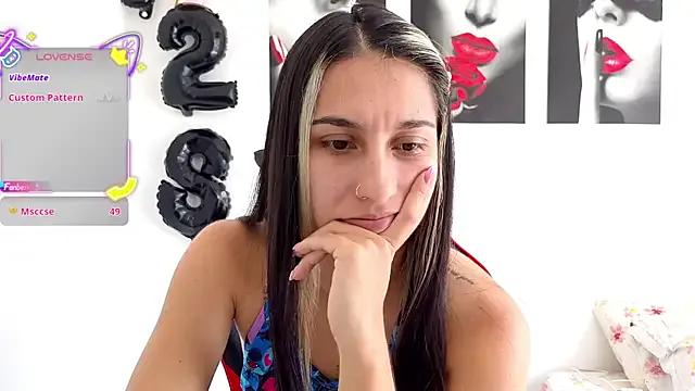 Girls: try live performances with matured performers, from dancing to quirks, in a variety of beautiful sex cams.