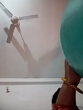 Taniya-2025 from StripChat is Freechat