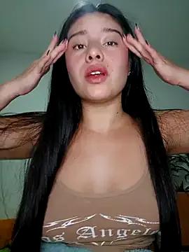 Tara20_ from StripChat