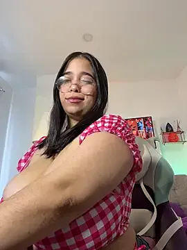 Girls: try live performances with matured performers, from dancing to quirks, in a variety of beautiful sex cams.