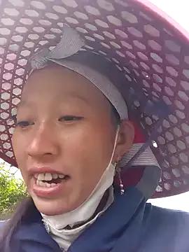 tcm-cute from StripChat is Freechat