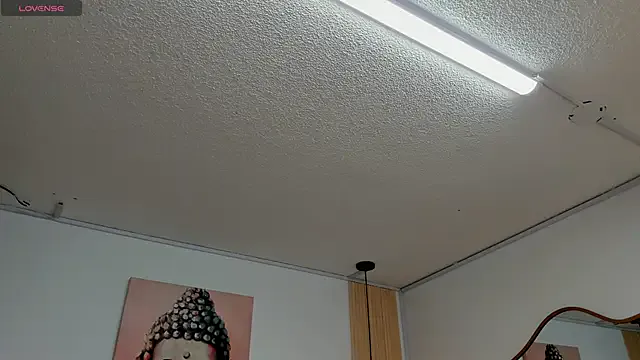 Teffa_bloom from StripChat is Freechat