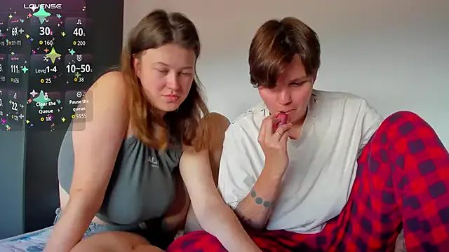 Girls: try live performances with matured performers, from dancing to quirks, in a variety of beautiful sex cams.