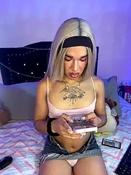 Terra_sunlight from StripChat
