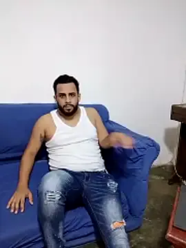 the_pink_girl from StripChat is Freechat