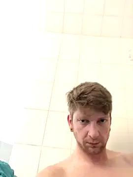 therealparkerandjasmine from StripChat is Freechat