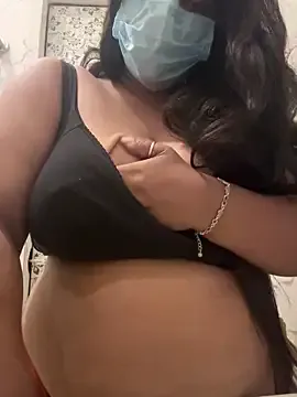 ThickkDesiDoLL from StripChat is Freechat