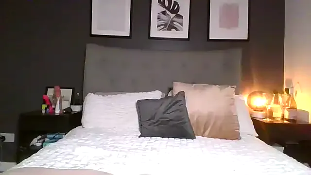 ThirstygirlCeCe from StripChat is Freechat