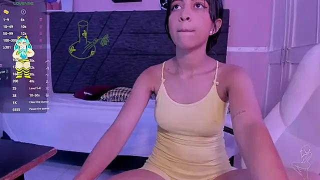 Girls: try live performances with matured performers, from dancing to quirks, in a variety of beautiful sex cams.