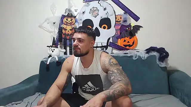 Tiberius_hunk from StripChat is Freechat